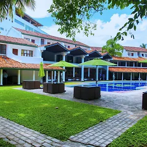 Palms Mount Lavinia Resort