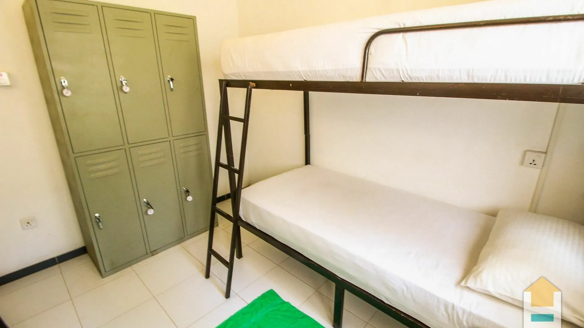 Bed & Bicycle Hostel Dehiwala-Mount Lavinia 0*,